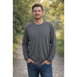 Lululemon Men's Sleeve Black/Grey T-shirt size 2XL